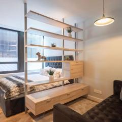 Contemporary City Oasis