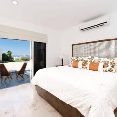 Sea view, king-size bed, wheelchair access