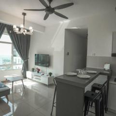 Crystal Luxury House 高级水晶屋 Near Jonker street