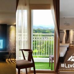 Hotel Room in Clark near Midori, Swissotel, Marriott, Widus, Hann