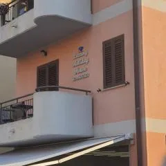 LUXURY HOLIDAY HOUSE