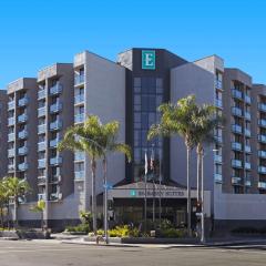 エンバシー スイーツ ロサンゼルス - インターナショナル エアポート / ノース（Embassy Suites Los Angeles - International Airport/North）