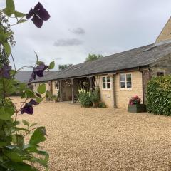 Hollyhock Cottage, Clematis cottages, Stamford