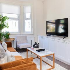 The Kilburn Crib - Stunning 3BDR Flat