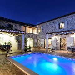Villa Dvori