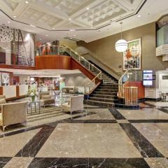DoubleTree by Hilton Toronto Downtown