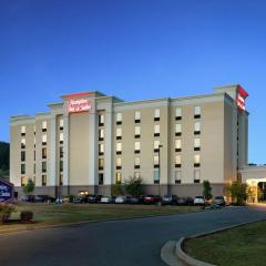 Hampton Inn and Suites Adairsville/Calhoun Area