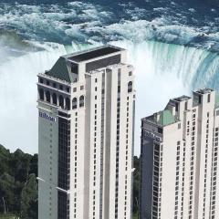 ヒルトン ナイアガラ フォールズ フォールズビュー ホテル アンド スイーツ（Hilton Niagara Falls/ Fallsview Hotel and Suites）
