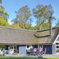 Beautiful Home In Gilleleje With Wifi