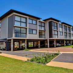 Zimbali Lakes Boulevard Suites Studio Apartments