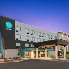 Tru By Hilton Portland Airport, Or