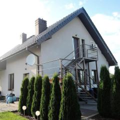 Apartment with a swimming pool in Stepniczka