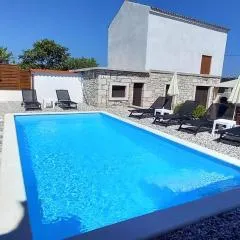 Holiday Home Latin
