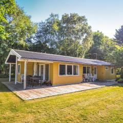 Beautiful Home In Ebeltoft With 3 Bedrooms And Wifi