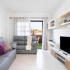 Agradable piso con piscina & playa terraza y WIFI