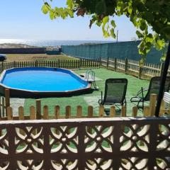 Casa Lobadiz, en primera línea de playa, Doniños