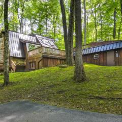 Family-Friendly DuBois Cabin with Community Pool!