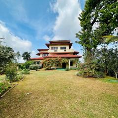 The Views Kandy - 360 Mountain View