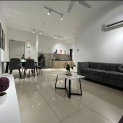 The Warm-Cozy House Near Jonker-Heritage(2-6pax)