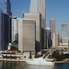 インターコンチネンタル マイアミ（InterContinental Miami, an IHG Hotel）