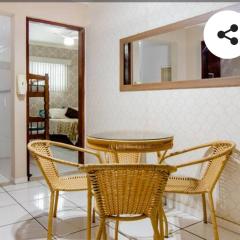 Acquamarine Hospedagem Apartamento c 2 quartos e suites para casal