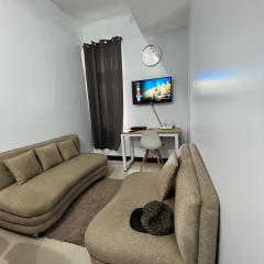 Manhattan Parkview in Araneta City with Pool view