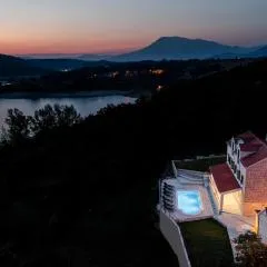 Escape on Lake - Holiday House