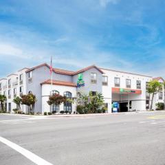 Holiday Inn Express Hotel & Suites Hermosa Beach, an IHG Hotel