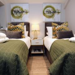 Aisiki Apartments at Stanhope Road, North Finchley, Airconditioned Multiple 2 or 3-Bedroom, Pet Friendly Duplex Flats, King or Twin Beds with Free WiFi