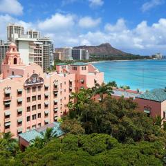 더 로열 하와이언, 어 럭셔리 컬렉션 리조트, 와이키키(The Royal Hawaiian, A Luxury Collection Resort, Waikiki)