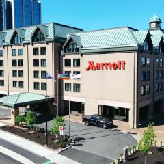 핼리팩스 메리어트 하버프런트 호텔(Halifax Marriott Harbourfront Hotel)