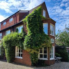 The Cobblers, Luxury Coastal House for 16