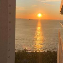 Apartamento Bello Horizonte piso 15 excelente vista