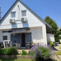 Aranyharmat Apartman