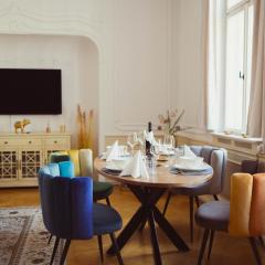 Exklusive Ferienwohnung Arthur in zentraler Bestlage von Zeitz! Vollausgestattet, Fahrstuhl, Magenta-TV, Highspeed WLAN