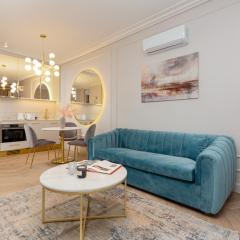 Mennica Residence Deluxe City Centre Apartments by Renters Prestige