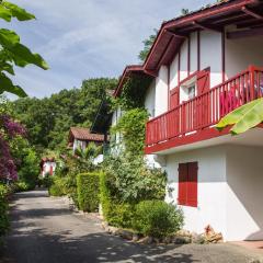 Colorful apartment in Basque style in a green environment