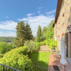 Attractive apartment in typical Tuscan style