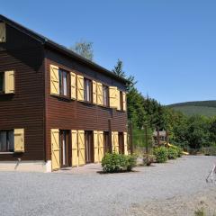 Holiday home with a panoramic view of the Ourthe on a quietly located property