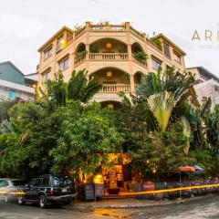 Maison Arnica Hotel & Restaurant