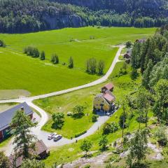 Nice Home In Fjllbacka With Wifi And 3 Bedrooms