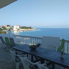 Kanica seaside apartment Roko 10 m from sea