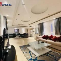 Pretty 4BR Penthouse MB7 with Private Heated Pool at New Marina