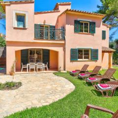 Villa Can Botana by Villa Plus