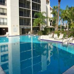 E63 - 2Bd/2B - Directly on Siesta Key Intracoastal
