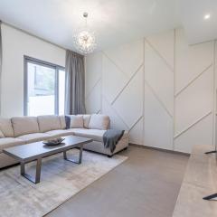 Exclusive Spacious Villa I Garden I Tilal Al Ghaf