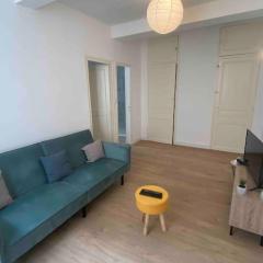 LE GARIBALDI-Grand appartement avec 3 chambres-Gare-Wifi