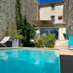 Chez Elia, pour les amoureux des vieilles pierres