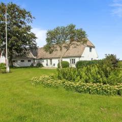 Holiday Home Ulv - 20km from the sea in Western Jutland by Interhome