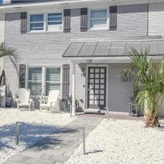 Red Hot Retreat - Updated Holiday Isle Townhome on the Destin Harbor